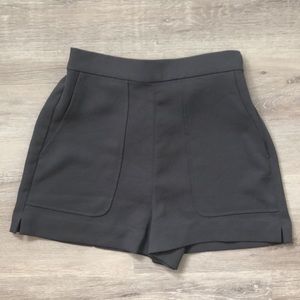 Aritzia high waisted Wilfred short